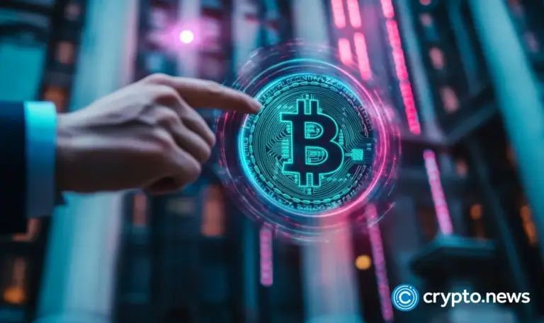 Bitcoin dips on Tehran strikes as DOJ arrests $328M crypto Ponzi founder